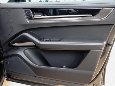 2025 Porsche Cayenne Turbo E-Hybrid