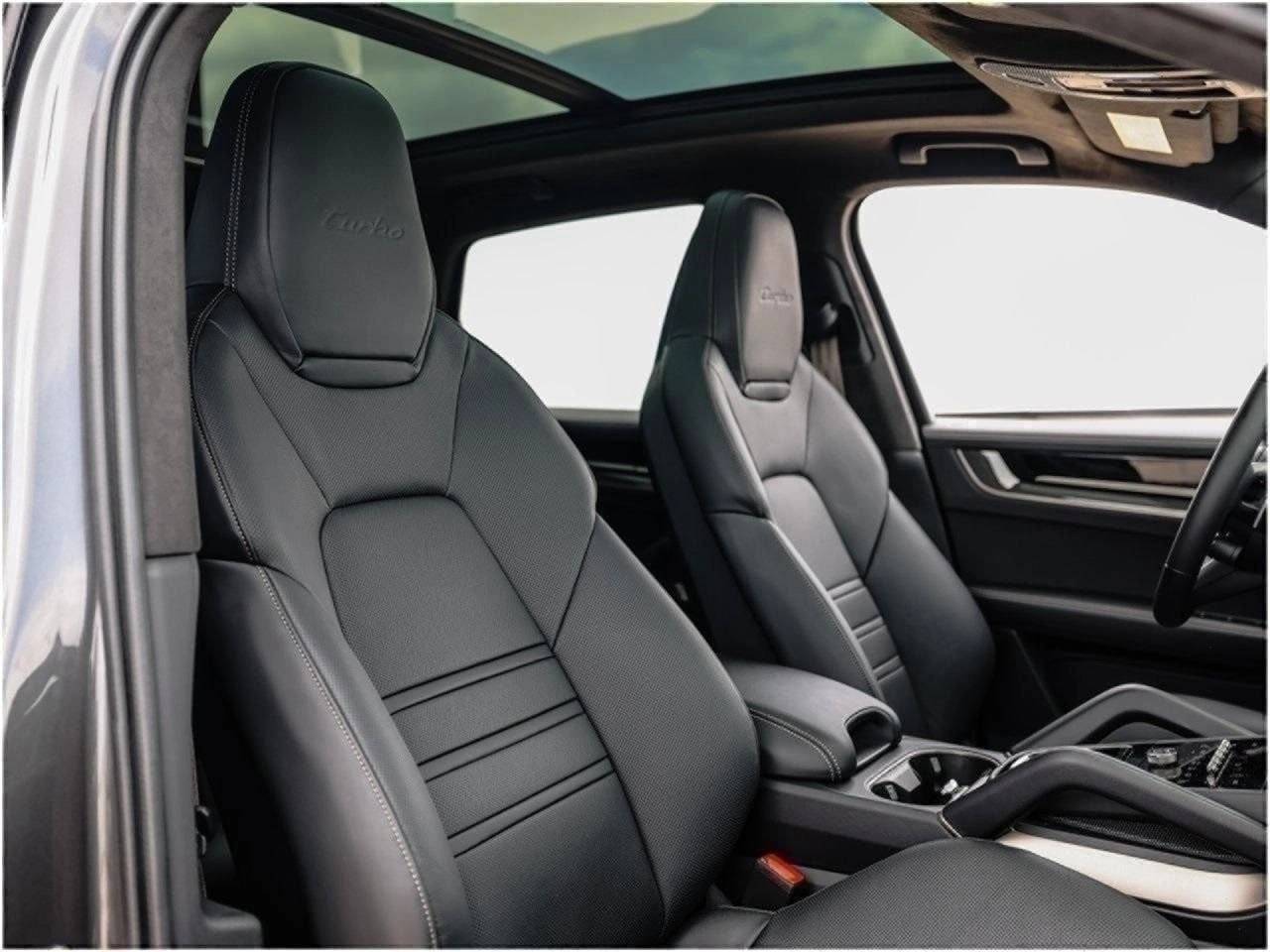 2025 Porsche Cayenne Turbo E-Hybrid