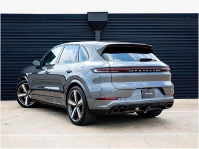2025 Porsche Cayenne Turbo E-Hybrid