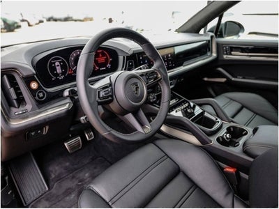 2025 Porsche Cayenne Turbo E-Hybrid