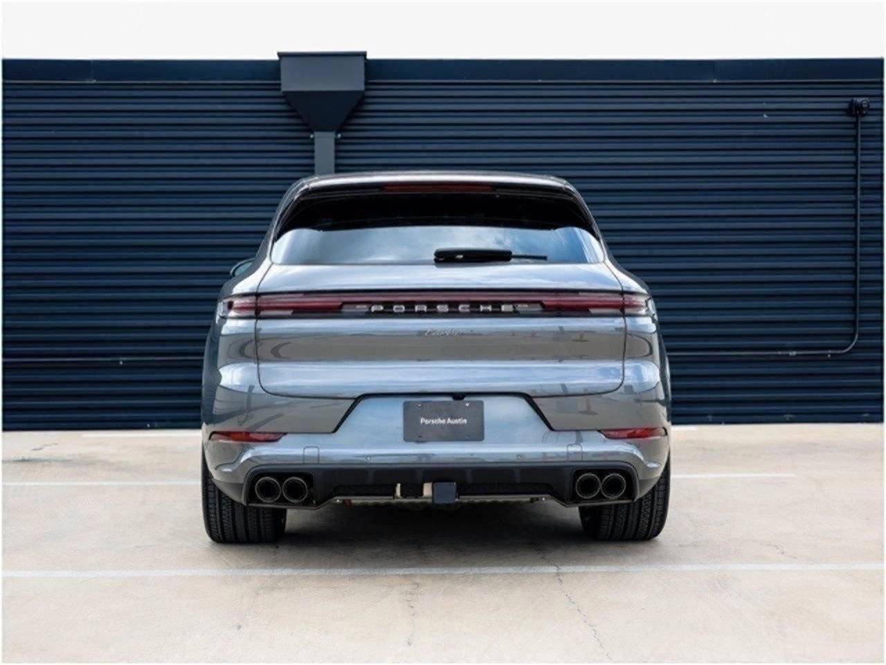 2025 Porsche Cayenne Turbo E-Hybrid