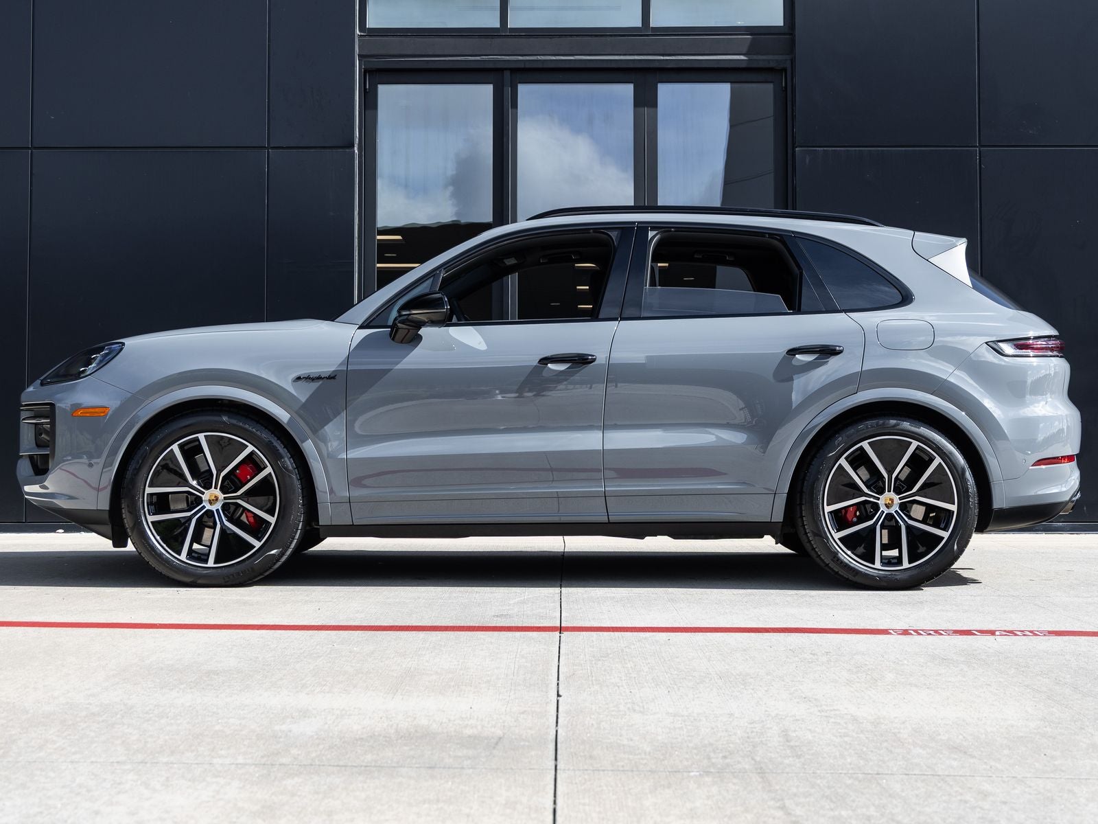 2024 Porsche Cayenne Cayenne S E-Hybrid