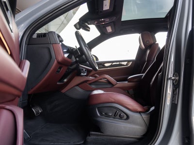 2024 Porsche Cayenne Cayenne S E-Hybrid