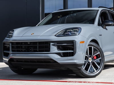 2024 Porsche Cayenne Cayenne S E-Hybrid