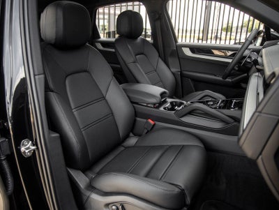 2026 Porsche Cayenne S E-Hybrid