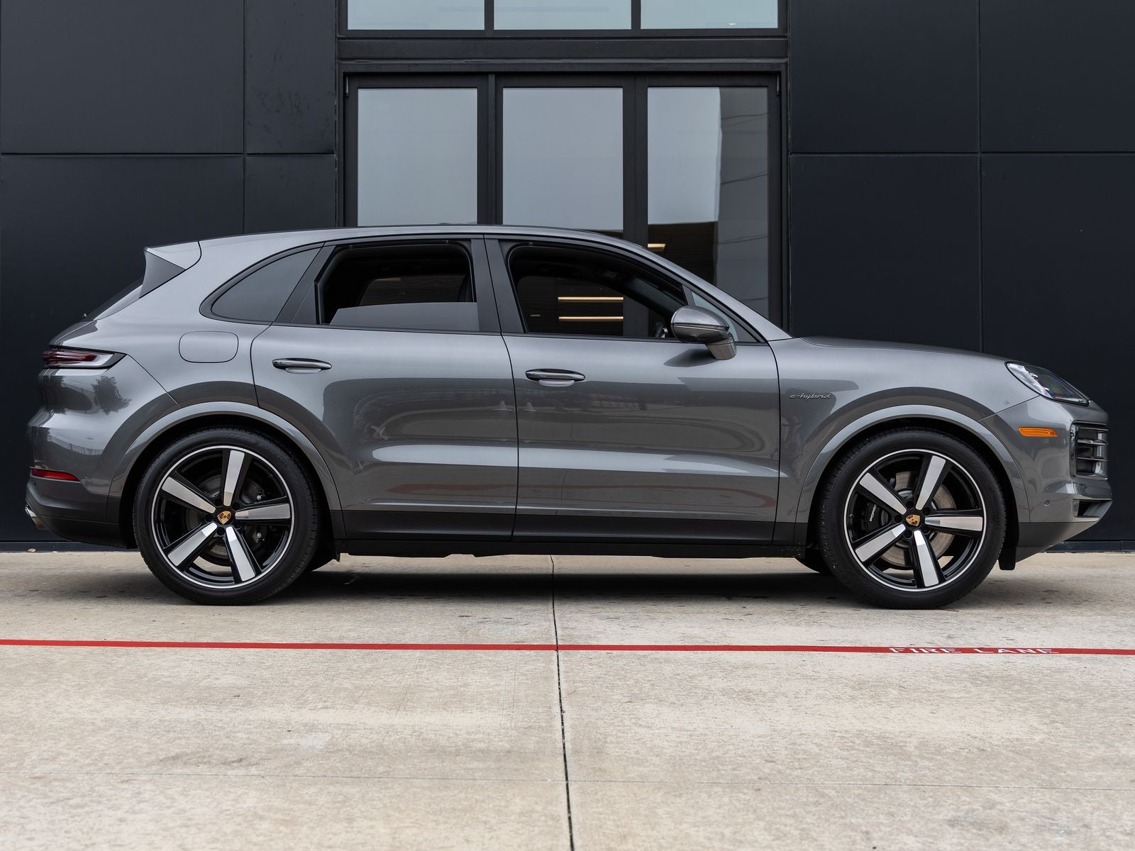 2025 Porsche Cayenne Cayenne S E-Hybrid