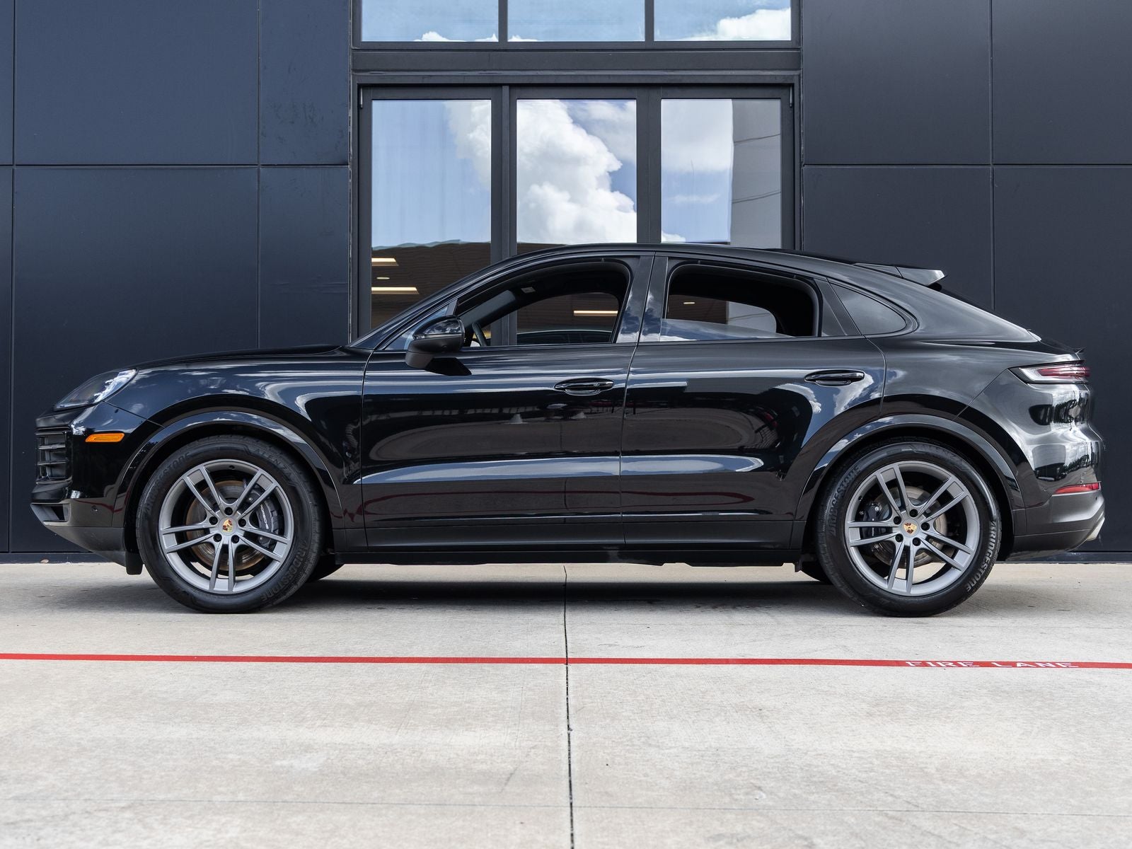 2024 Porsche Cayenne Coupe Coupe AWD