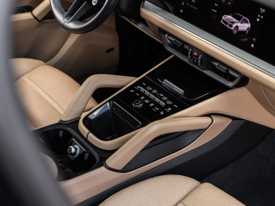 2024 Porsche Cayenne Coupe Coupe AWD