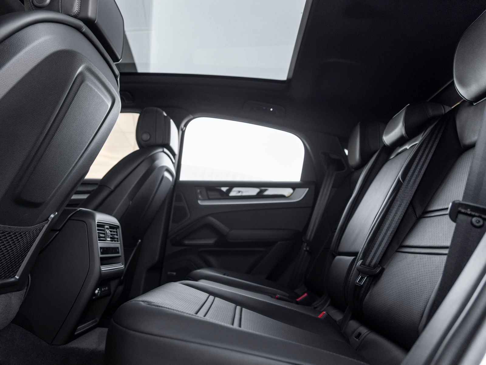 2026 Porsche Cayenne Coupe Coupe AWD