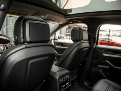 2026 Porsche Cayenne Cayenne Coupe
