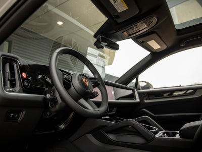 2026 Porsche Cayenne Cayenne Coupe