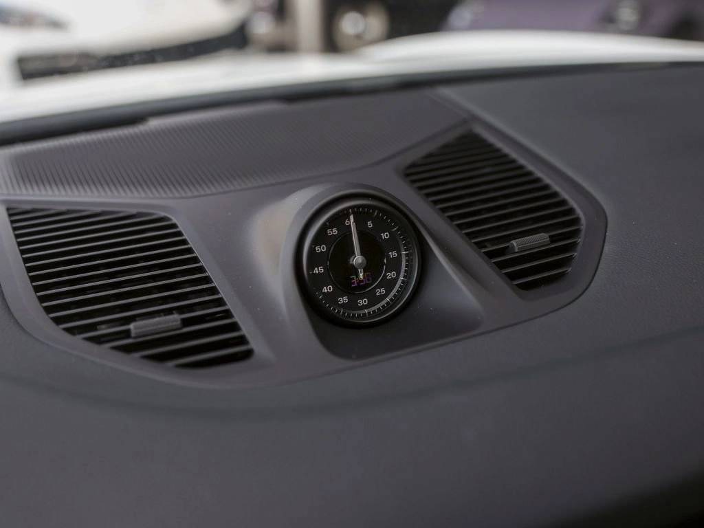 2025 Porsche Cayenne Coupe