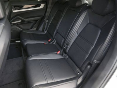 2025 Porsche Cayenne Coupe