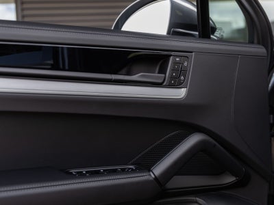 2026 Porsche Cayenne Coupe