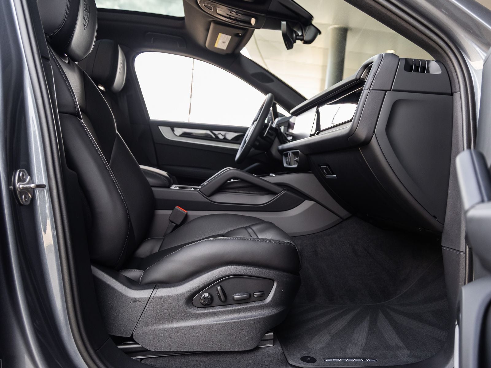 2026 Porsche Cayenne Coupe