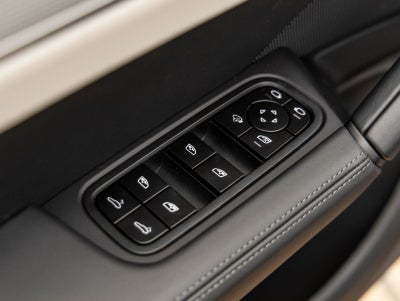 2026 Porsche Cayenne Coupe