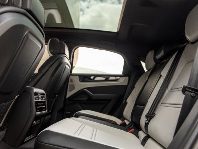 2026 Porsche Cayenne Coupe