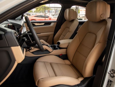 2026 Porsche Cayenne Coupe