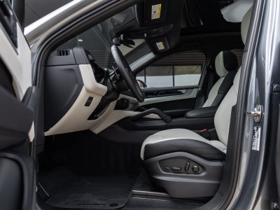 2026 Porsche Cayenne Coupe