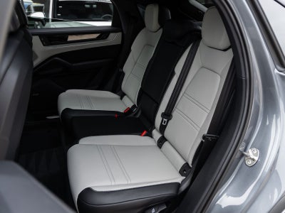2026 Porsche Cayenne Coupe
