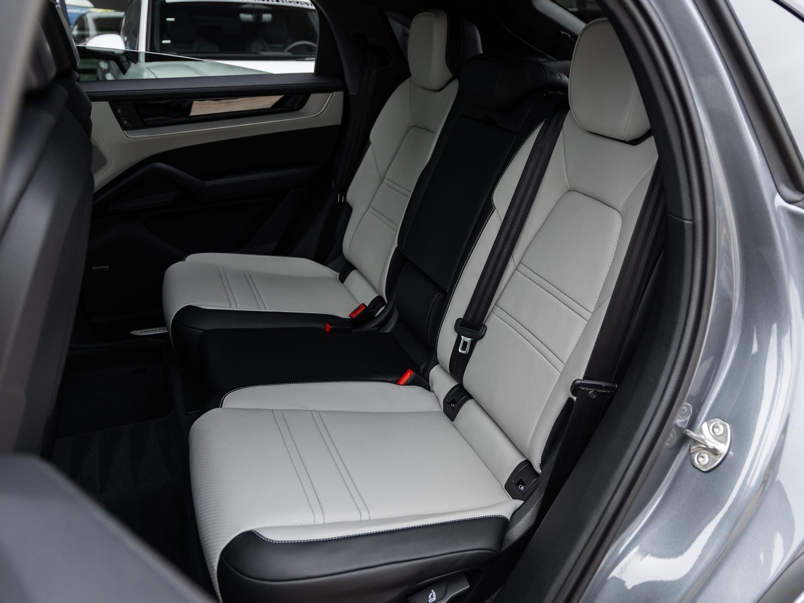 2026 Porsche Cayenne Coupe