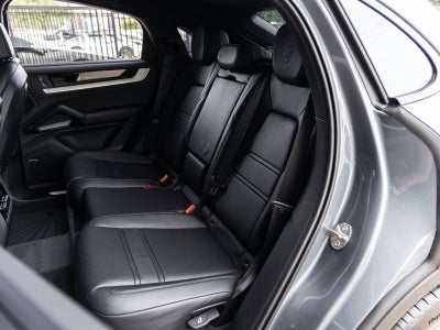 2026 Porsche Cayenne Cayenne Coupe