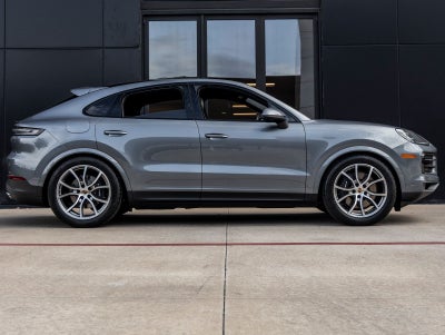 2026 Porsche Cayenne Coupe
