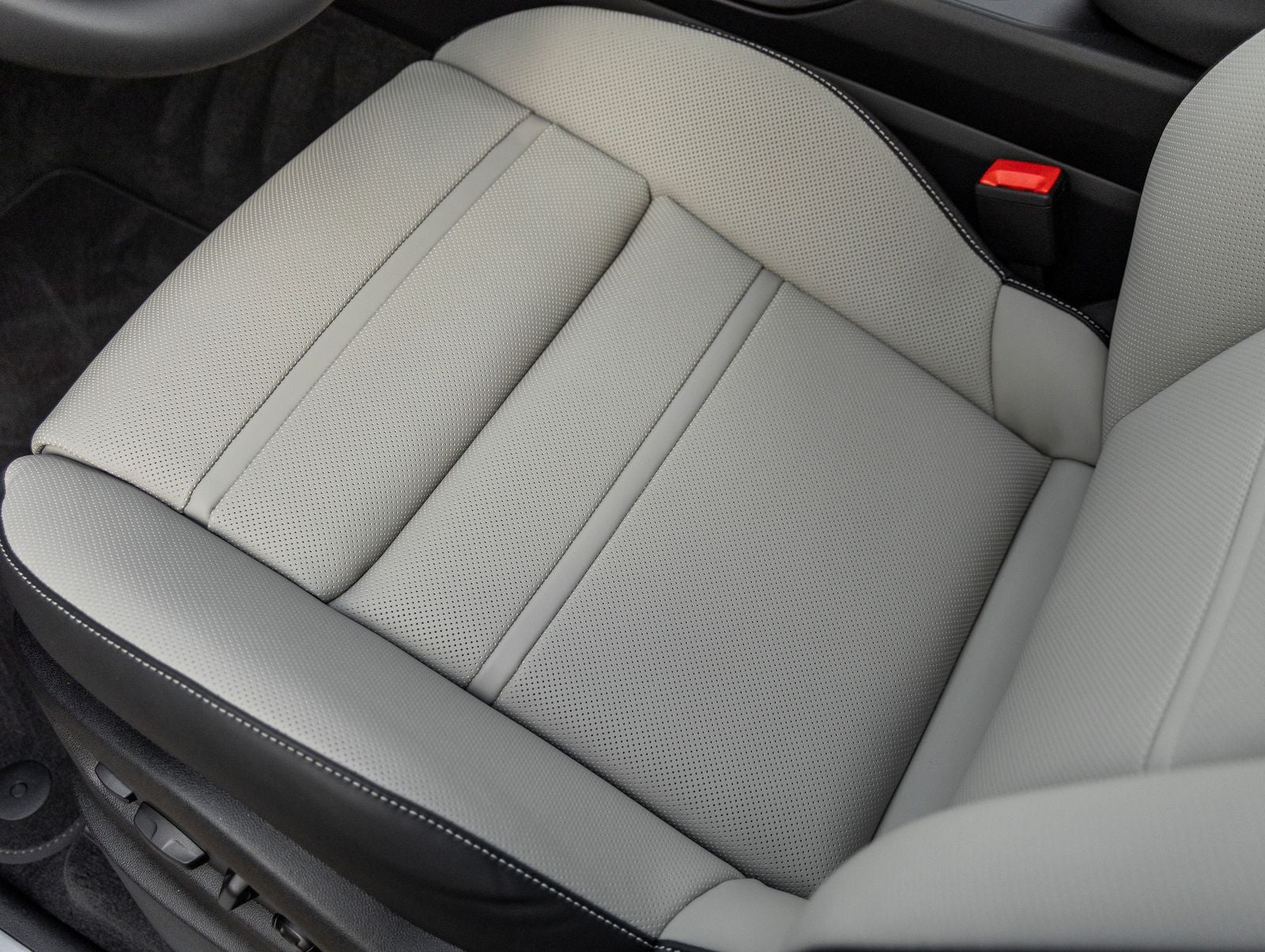 2026 Porsche Cayenne Coupe