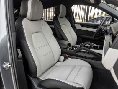 2026 Porsche Cayenne Coupe