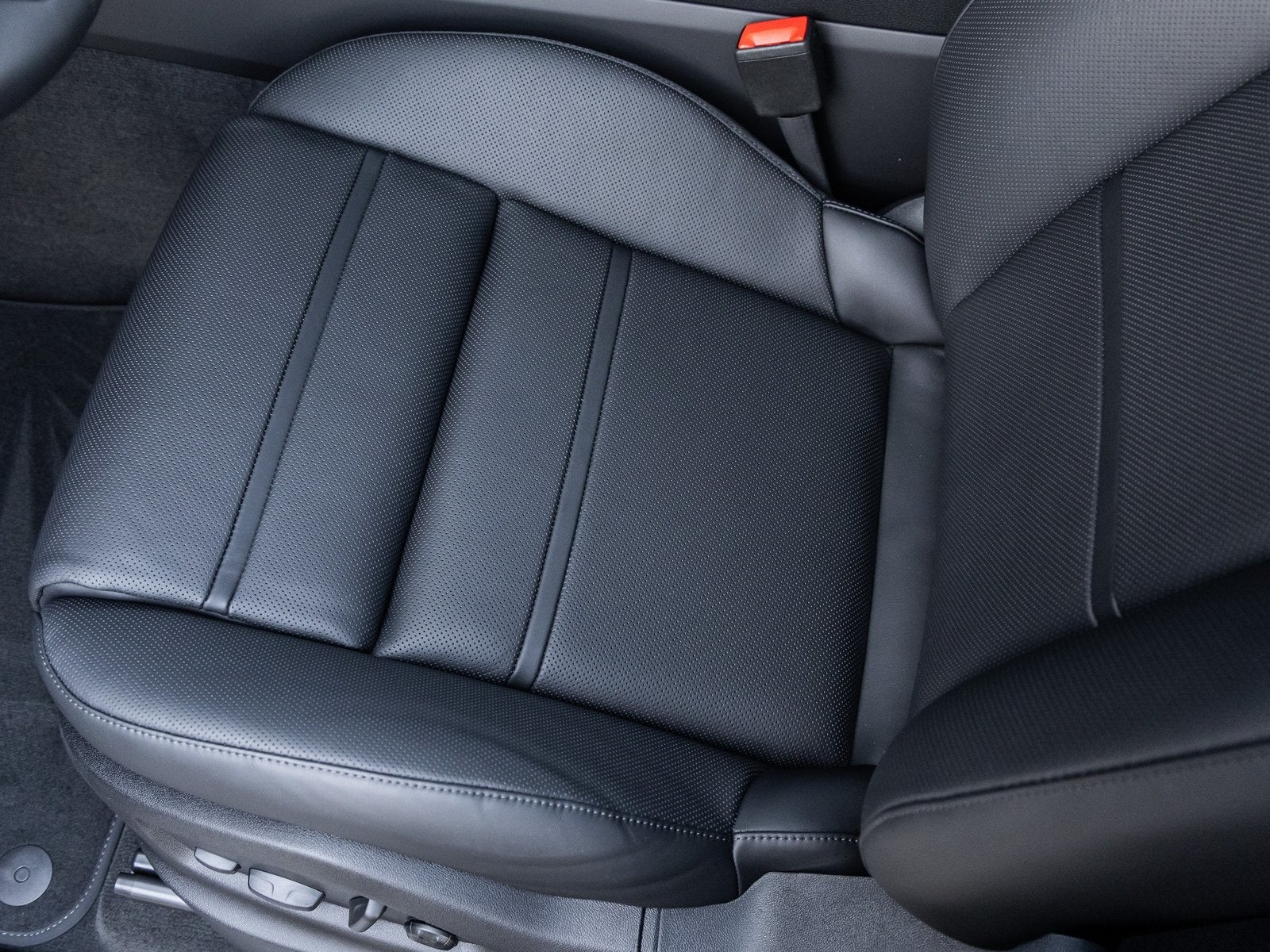 2026 Porsche Cayenne Coupe Cayenne Coupe