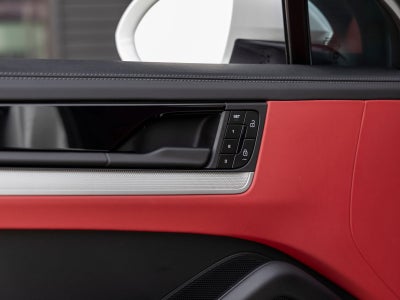 2025 Porsche Cayenne Cayenne Coupe