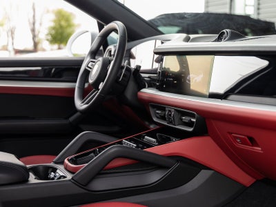 2025 Porsche Cayenne Cayenne Coupe