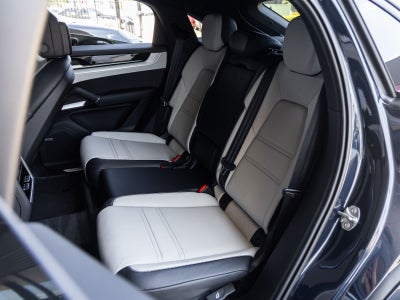 2026 Porsche Cayenne Coupe