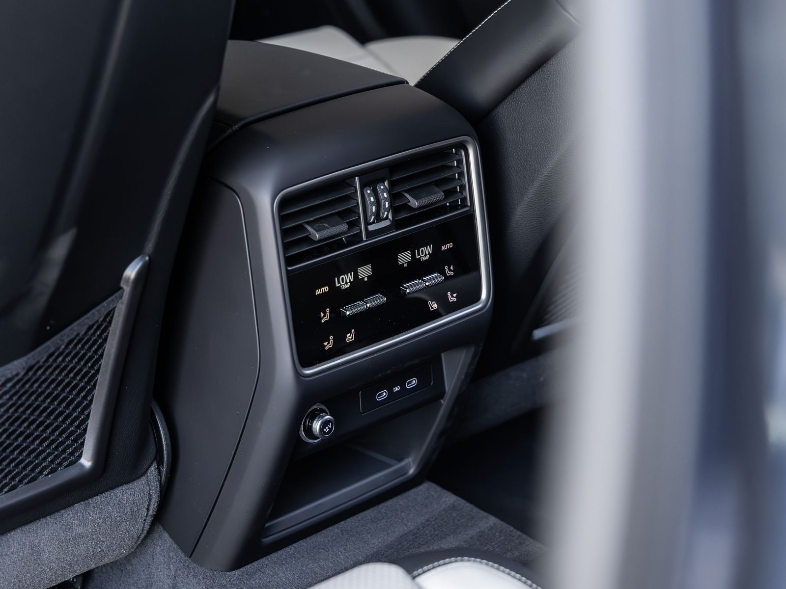 2026 Porsche Cayenne Coupe
