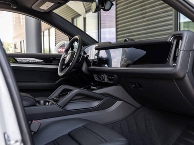 2026 Porsche Cayenne Cayenne Coupe