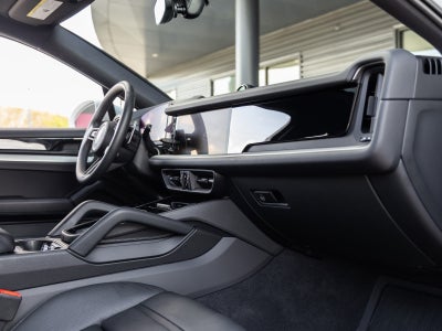 2025 Porsche Cayenne Coupe Cayenne Coupe