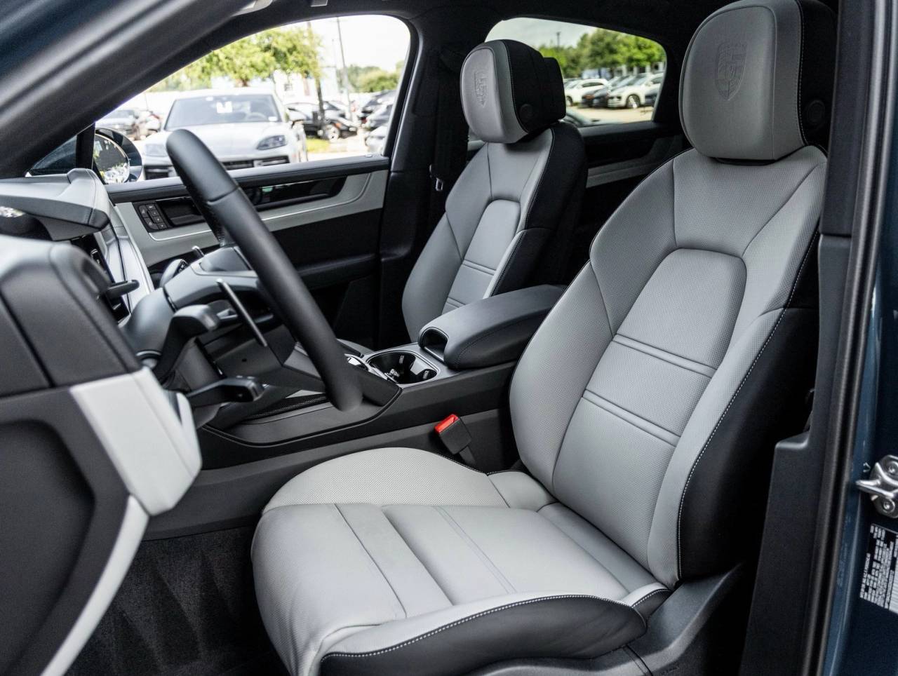 2025 Porsche Cayenne Coupe