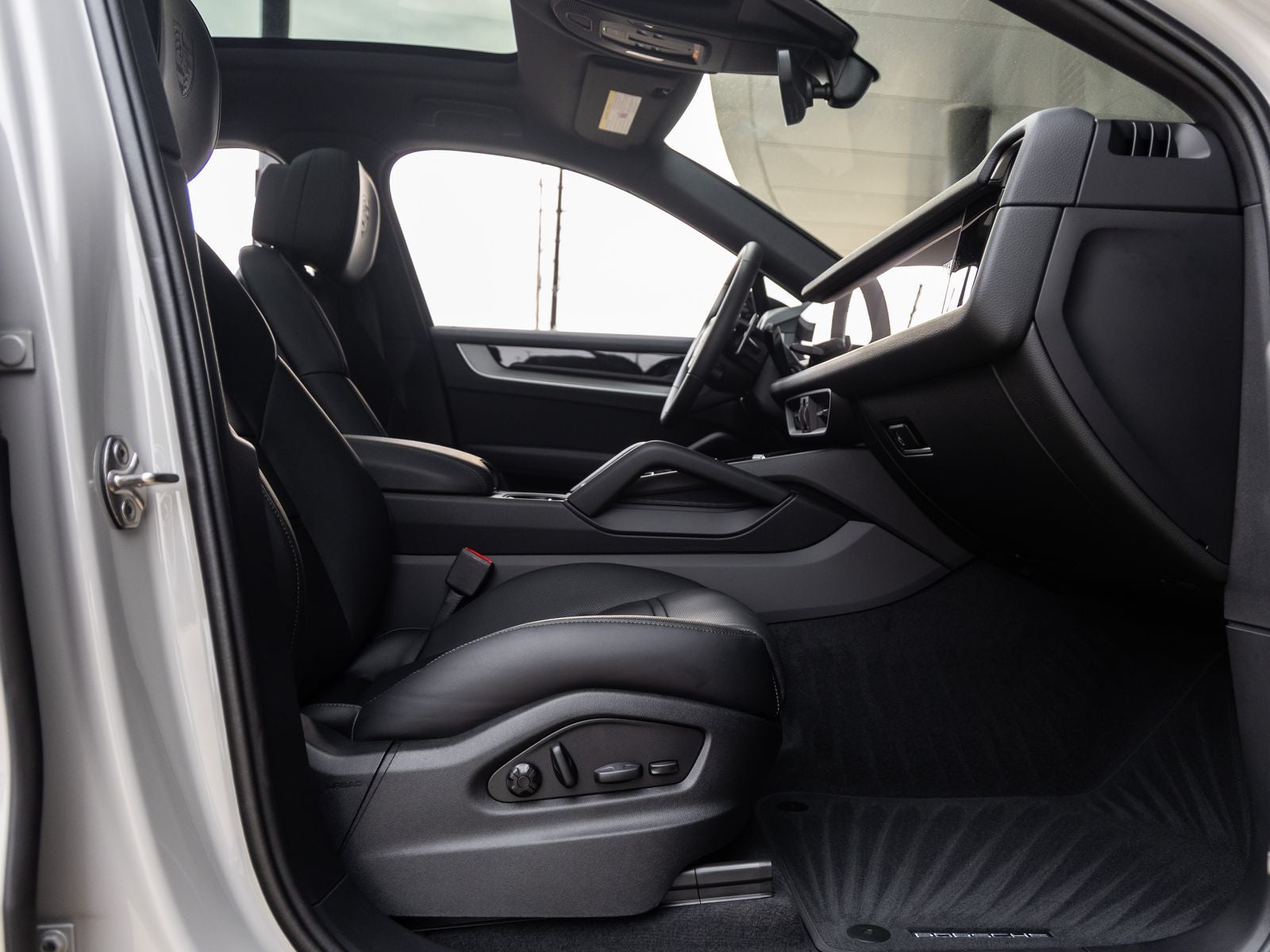 2026 Porsche Cayenne Coupe