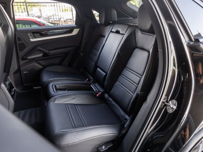2026 Porsche Cayenne Cayenne Coupe