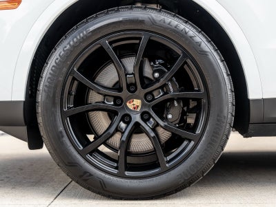 2025 Porsche Cayenne Coupe Coupe AWD