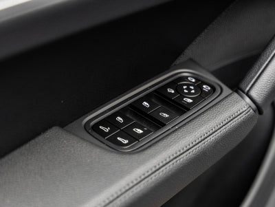 2025 Porsche Cayenne Coupe Coupe AWD