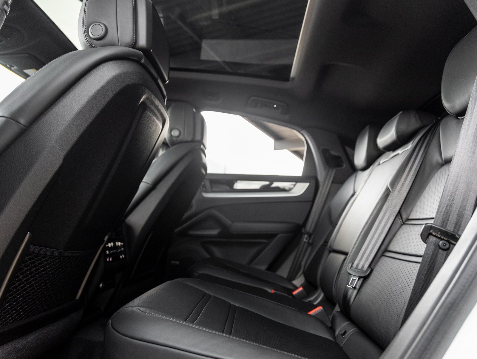 2025 Porsche Cayenne Coupe Coupe AWD