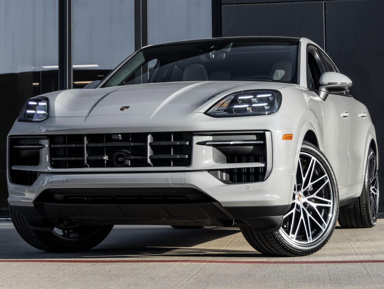 2026 Porsche Cayenne -'s photo