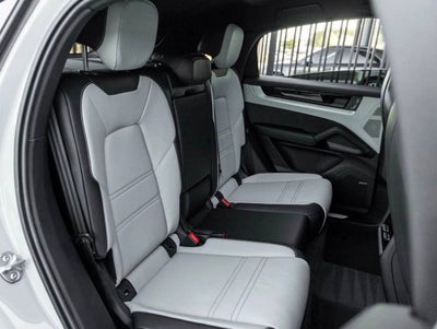 2026 Porsche Cayenne Coupe