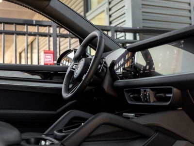 2026 Porsche Cayenne Coupe