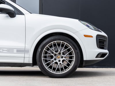 2022 Porsche Cayenne Coupe Cayenne Coupe Platinum Edition