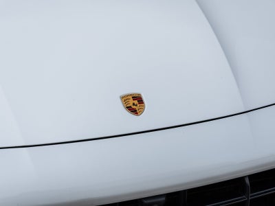 2022 Porsche Cayenne Coupe Cayenne Coupe Platinum Edition