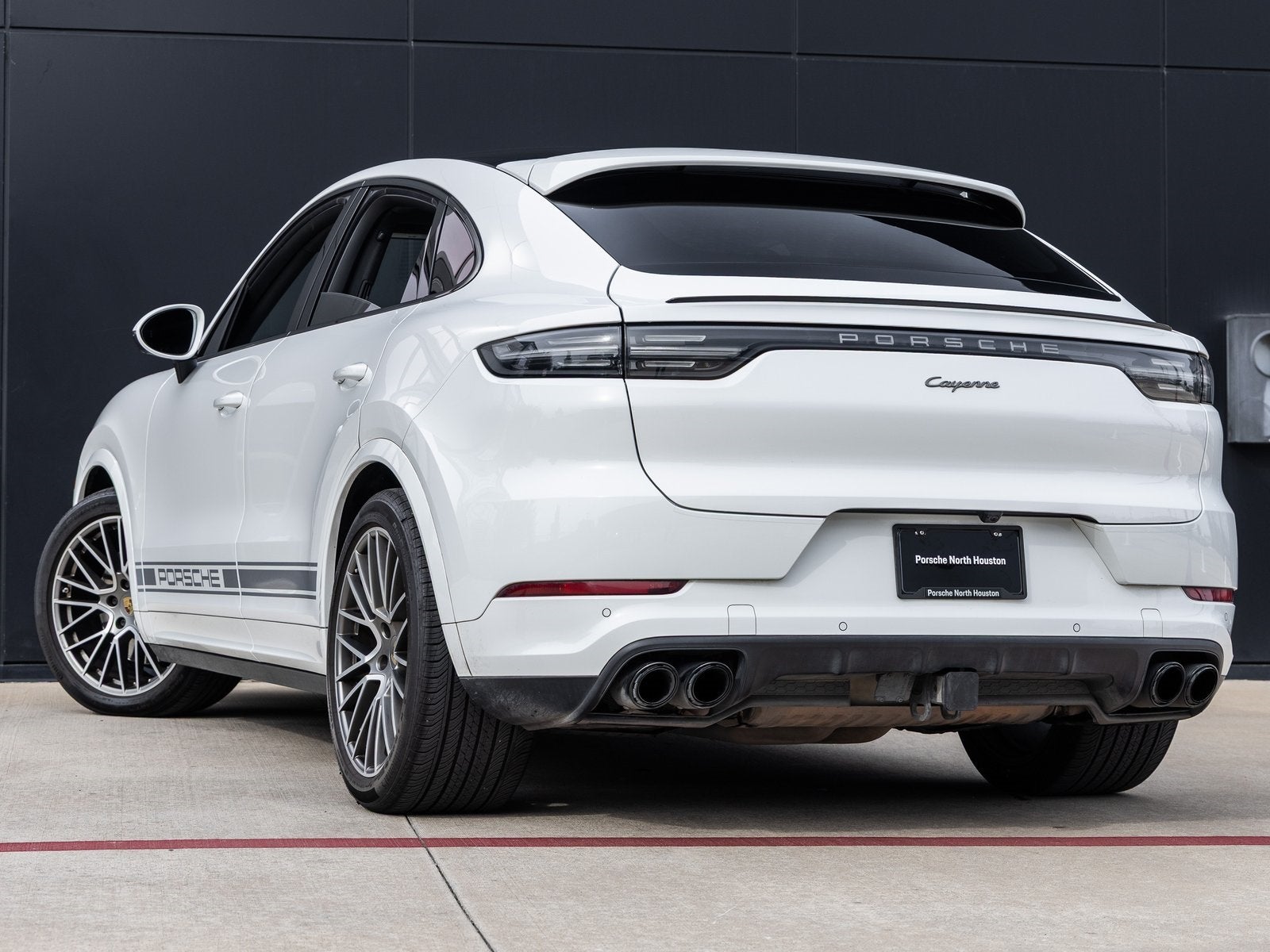 2022 Porsche Cayenne Coupe Cayenne Coupe Platinum Edition