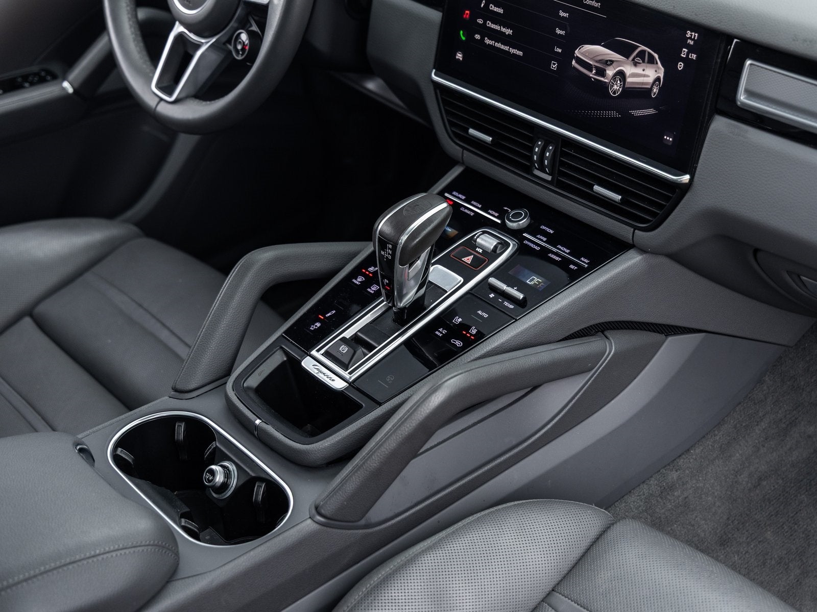 2022 Porsche Cayenne Coupe Cayenne Coupe Platinum Edition