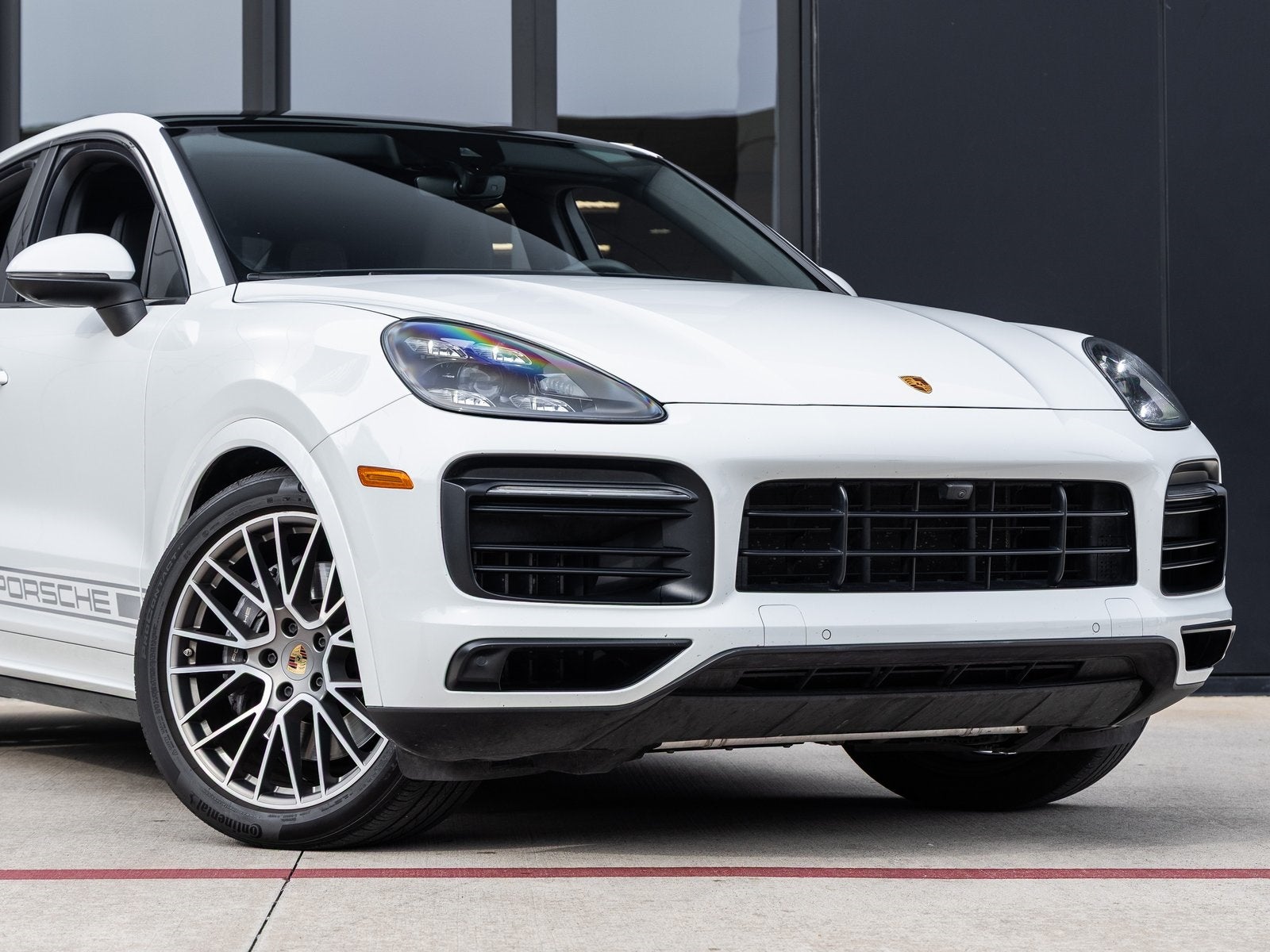 2022 Porsche Cayenne Coupe Cayenne Coupe Platinum Edition